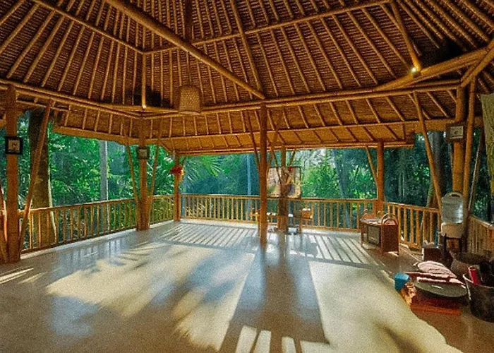 Shanti Toya Ashram