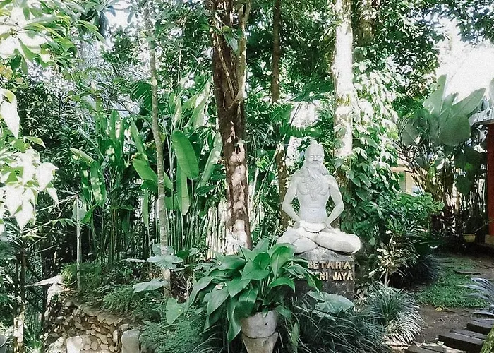 Shanti Toya Ashram